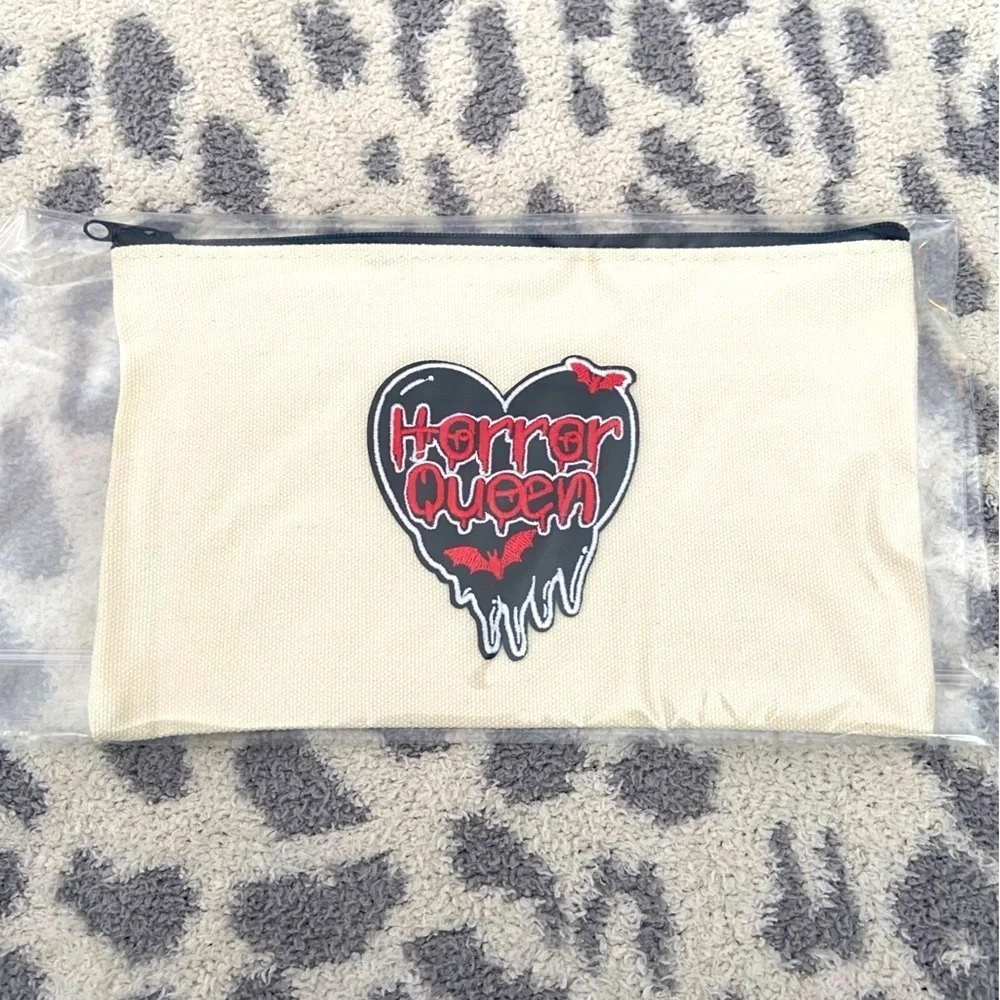 HANDMADE MAKEUP BAG ‘HORROR QUEEN’